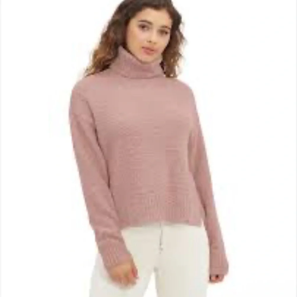 UGG Ylonda Turtleneck Sweater Pink Relaxed Cozy Plush Pullover Lounge Sz M - Picture 14 of 15